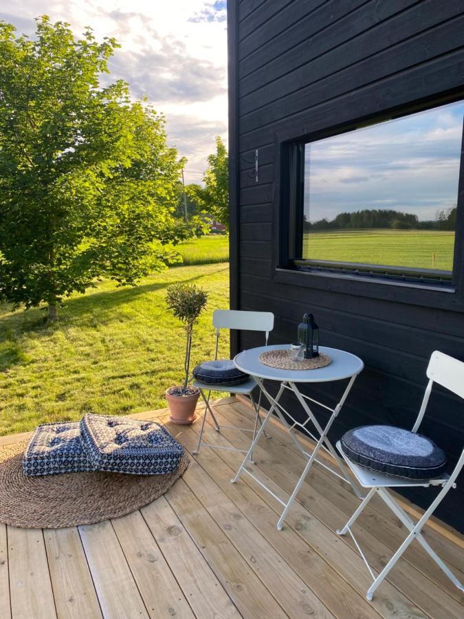 Field View Cabin Orebro Ngoại thất bức ảnh